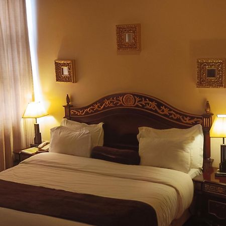 Owu Crown Hotel Ibadan Dış mekan fotoğraf