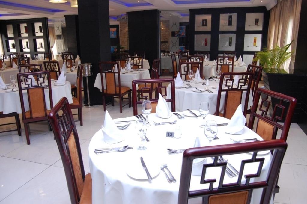 Owu Crown Hotel Ibadan Dış mekan fotoğraf